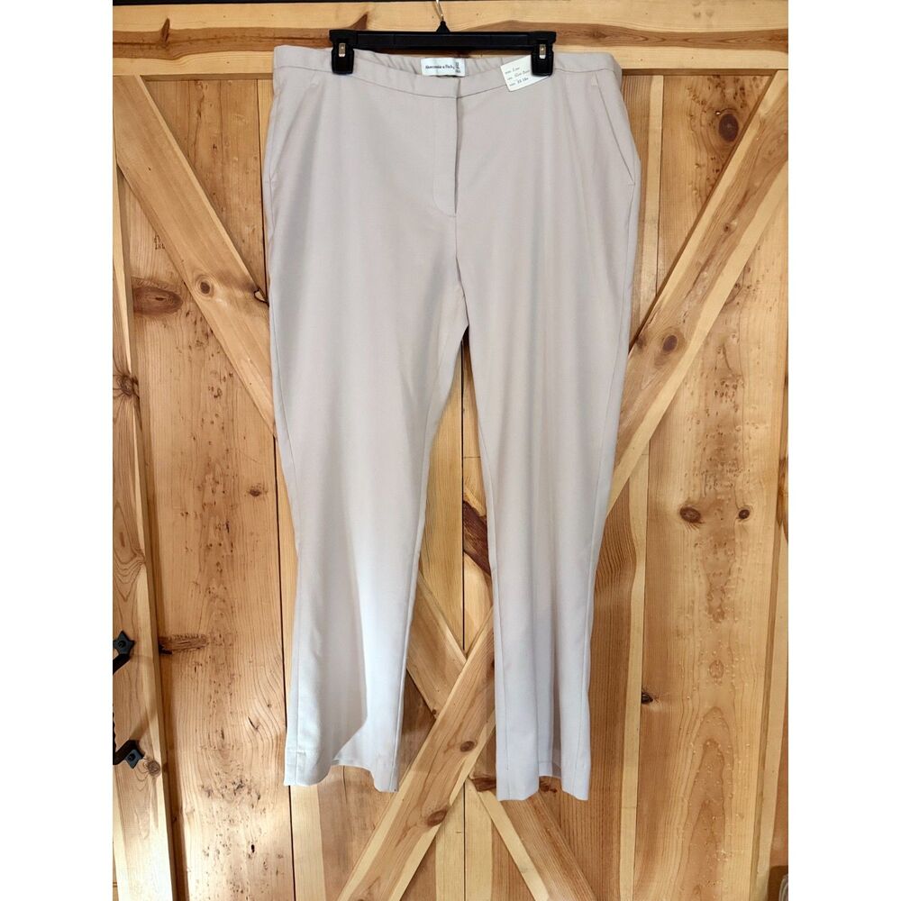 Abercrombie Sloane Low Rise Tailored Slim Boot Pants Tan Beige Size 33/16R NWT